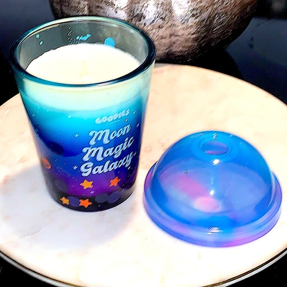DW HOME CANDLE MOON MAGIC GALAXY 1 WICK NEW 11.4 oz GOODIES - Picture 5 of 6
